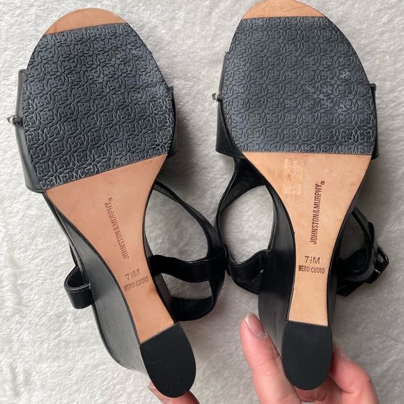 Johnston & Murphy Black Leather Wedges Size 7.5 - Picture 7 of 8